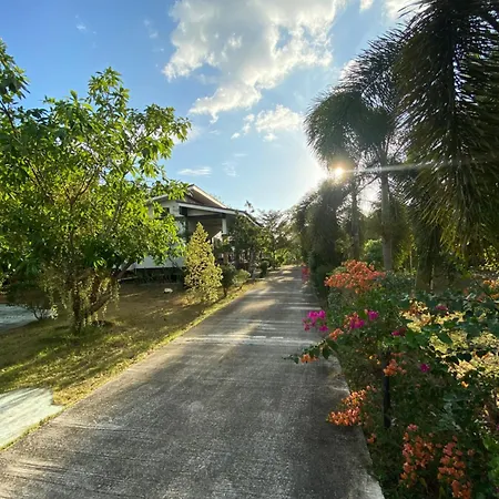 Brown Andaman Krabi Guest House Exterior photo