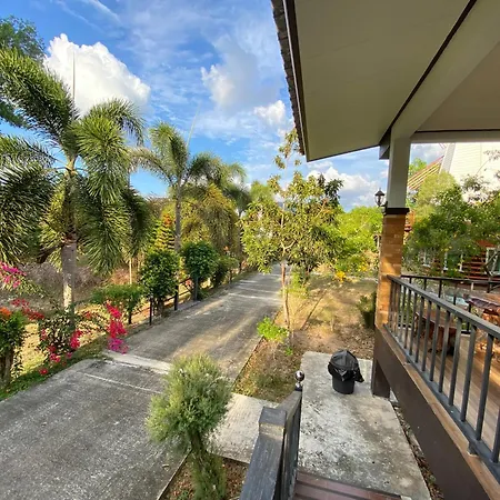 Brown Andaman Krabi Guest House Exterior photo